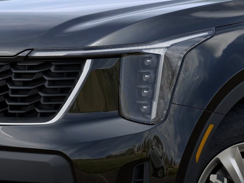 New 2026 Kia Sorento LX FWD image 12