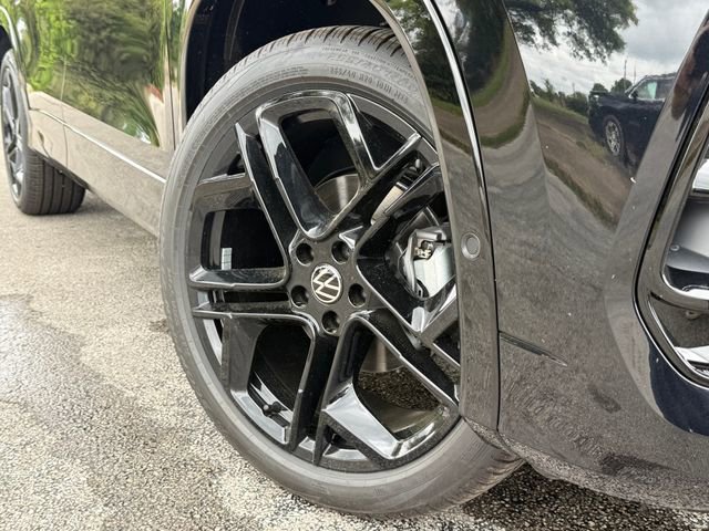 New 2026 Volkswagen Tiguan SE R-Line image 2