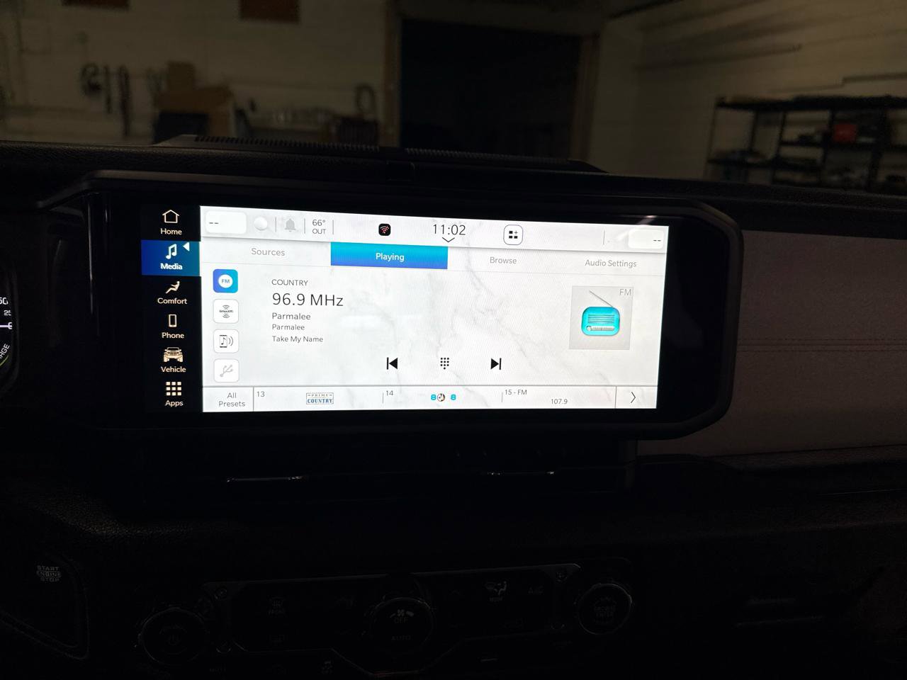 Used 2024 Jeep Wrangler Unlimited image 18