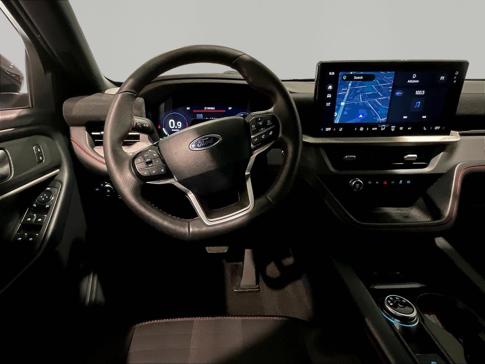 Used 2025 Ford Explorer ST-Line AWD/4WD image 8