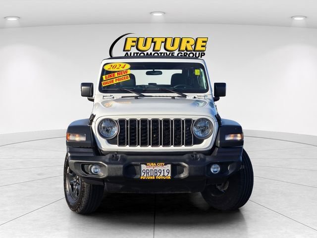 Used 2024 Jeep Wrangler Sport AWD/4WD image 2