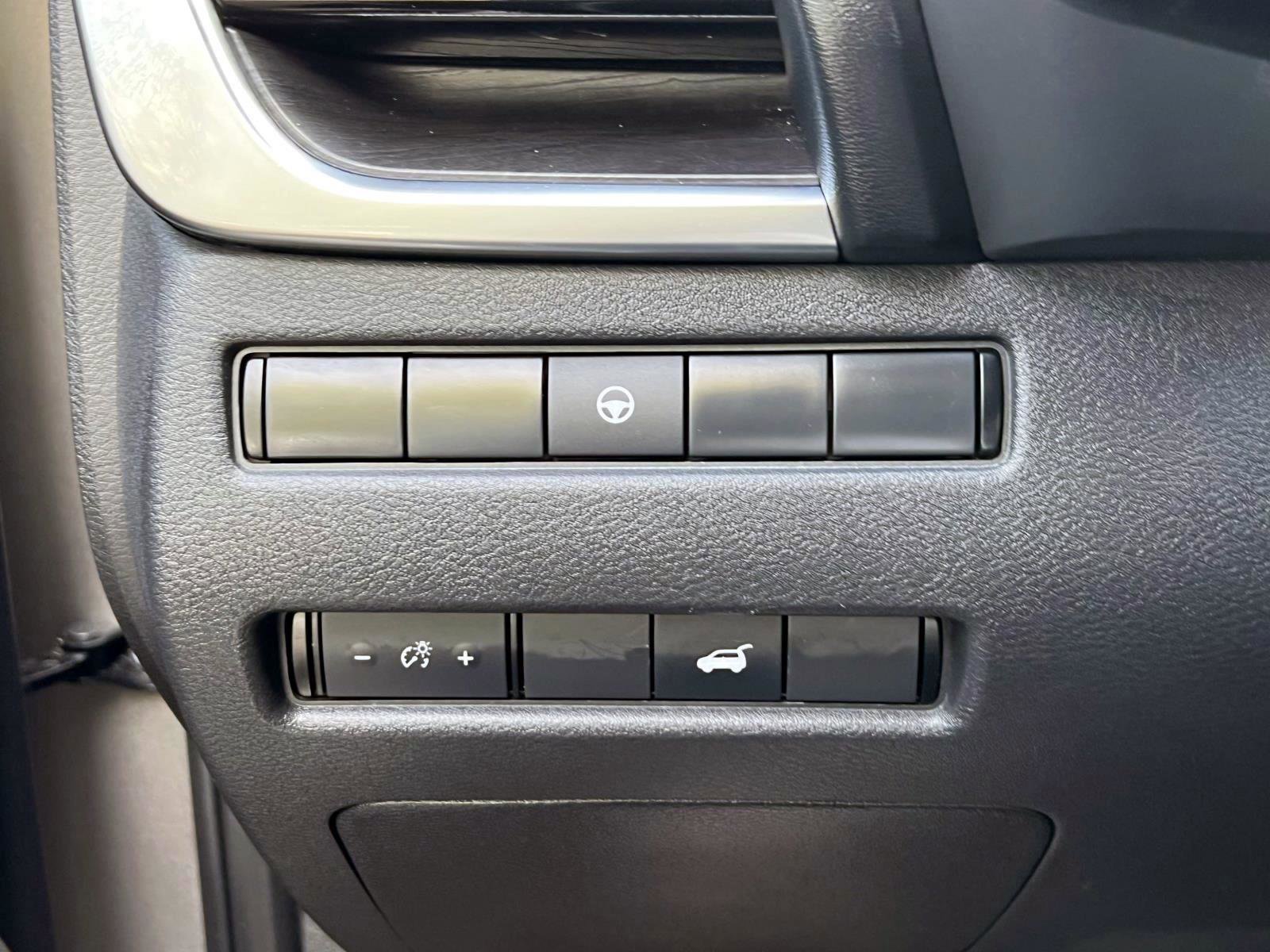 Used 2021 Nissan Rogue SL AWD/4WD image 21