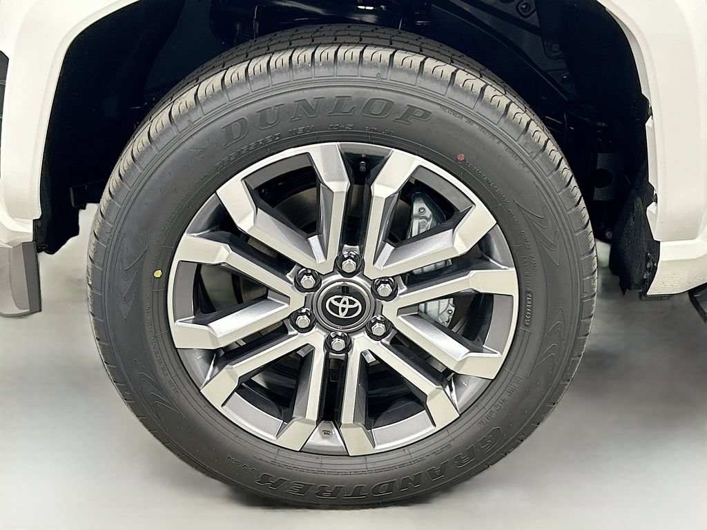 New 2026 Toyota 4Runner Limited AWD/4WD image 8