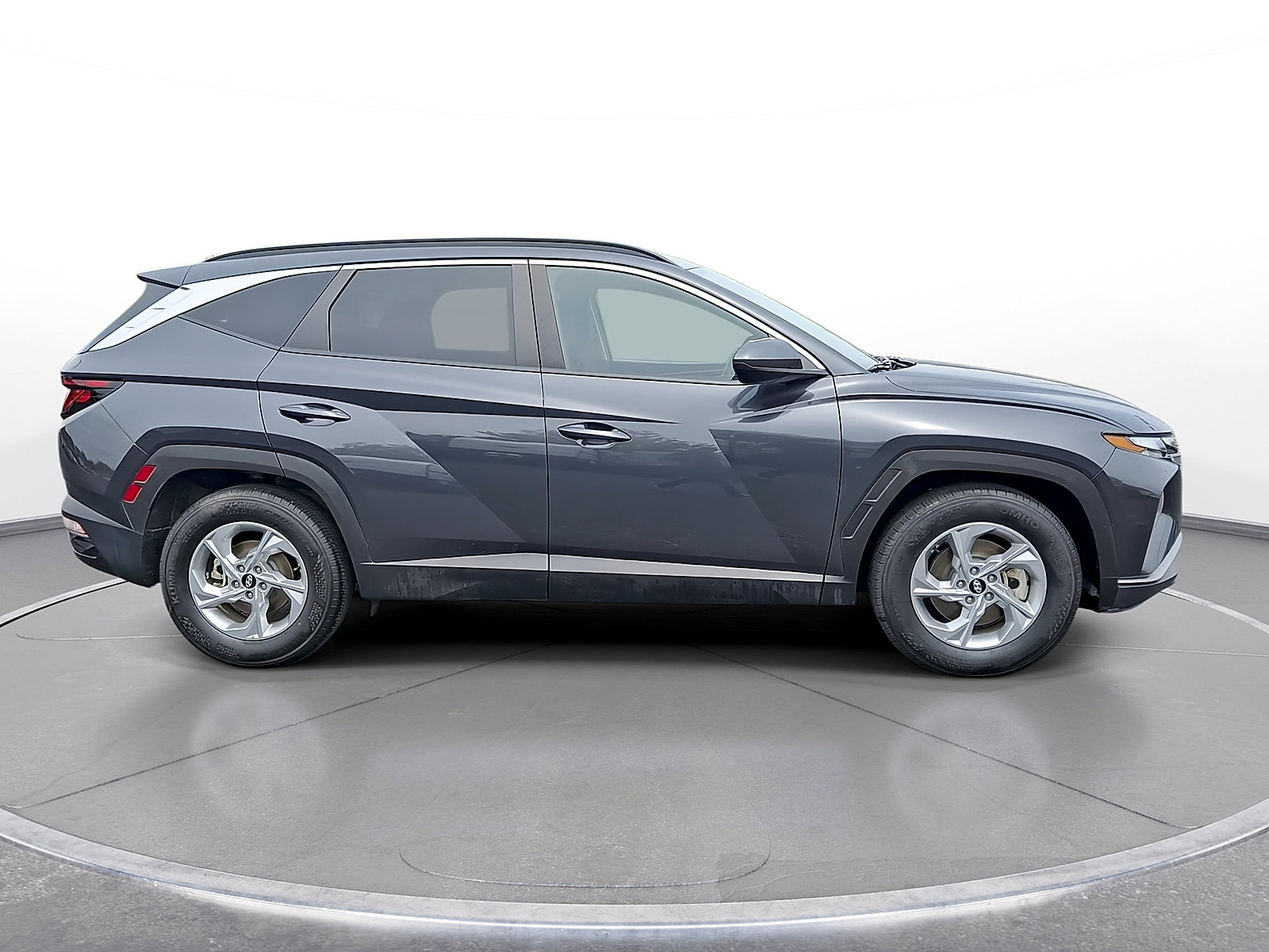 Used 2024 Hyundai Tucson SEL FWD image 9