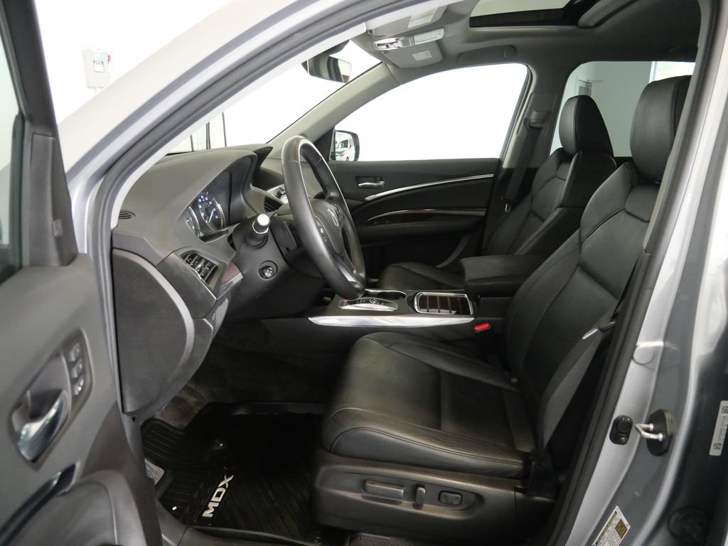 Used 2018 Acura MDX w/ Technology Package AWD/4WD image 15
