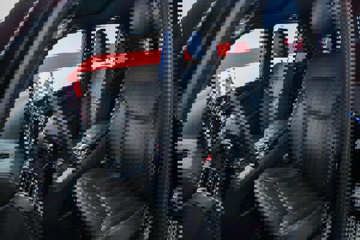 Used 2018 Mercedes-Benz GLE 350 4MATIC SUV w/ Premium 1 Package image 9