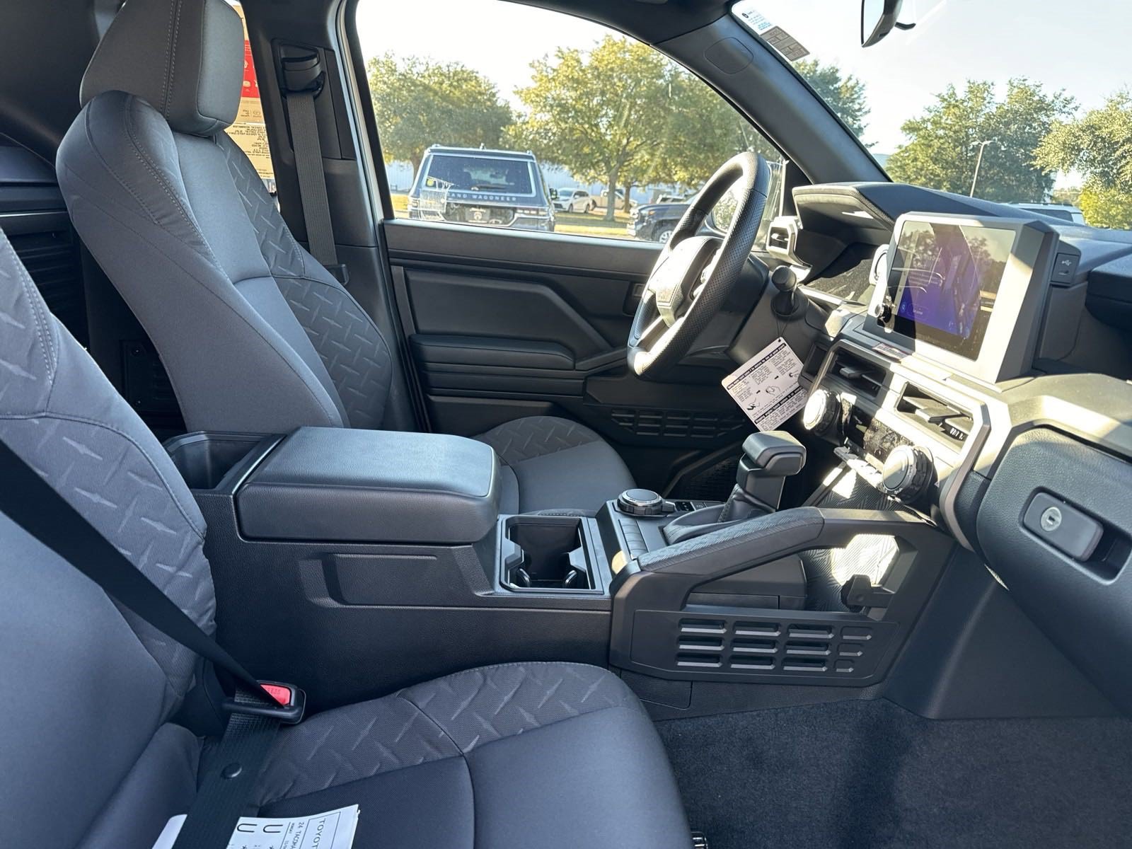New 2024 Toyota Tacoma SR AWD/4WD image 29