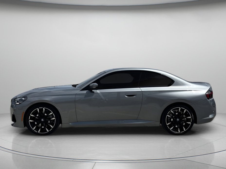 Used 2025 BMW 230i Coupe w/ M Sport Package RWD image 5