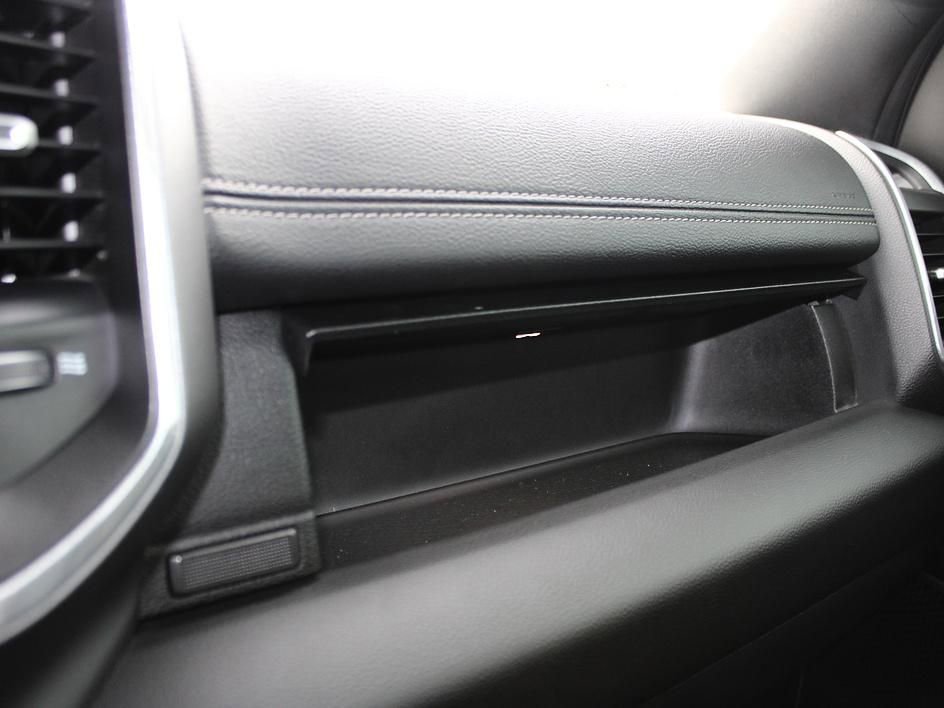 Used 2022 RAM 1500 Laramie w/ Sport Appearance Package image 33