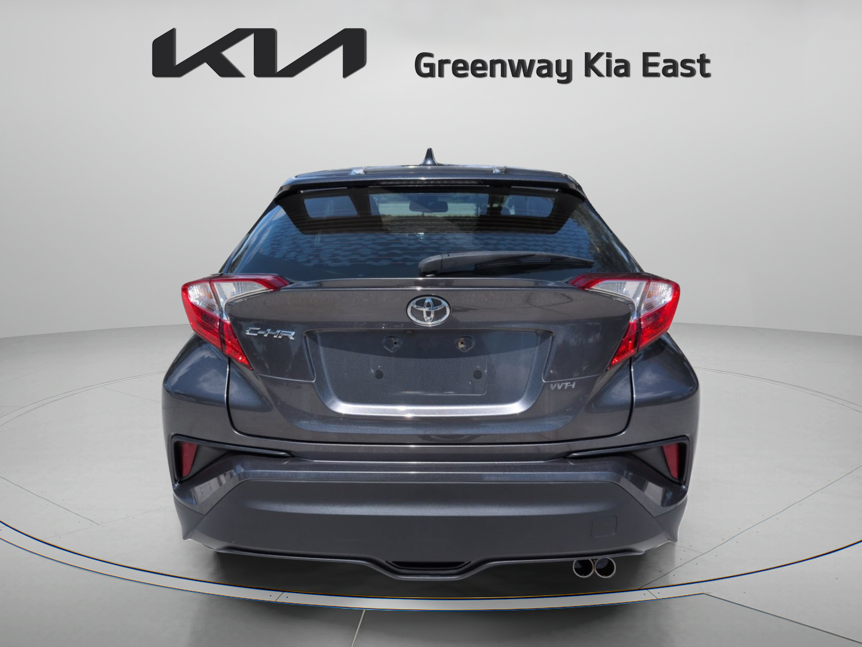 Used 2019 Toyota C-HR XLE FWD image 6