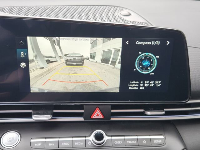 Used 2024 Hyundai Elantra SEL image 15