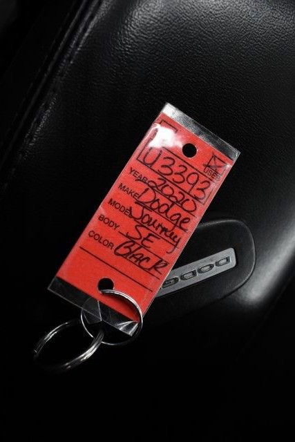 Used 2020 Dodge Journey SE image 32