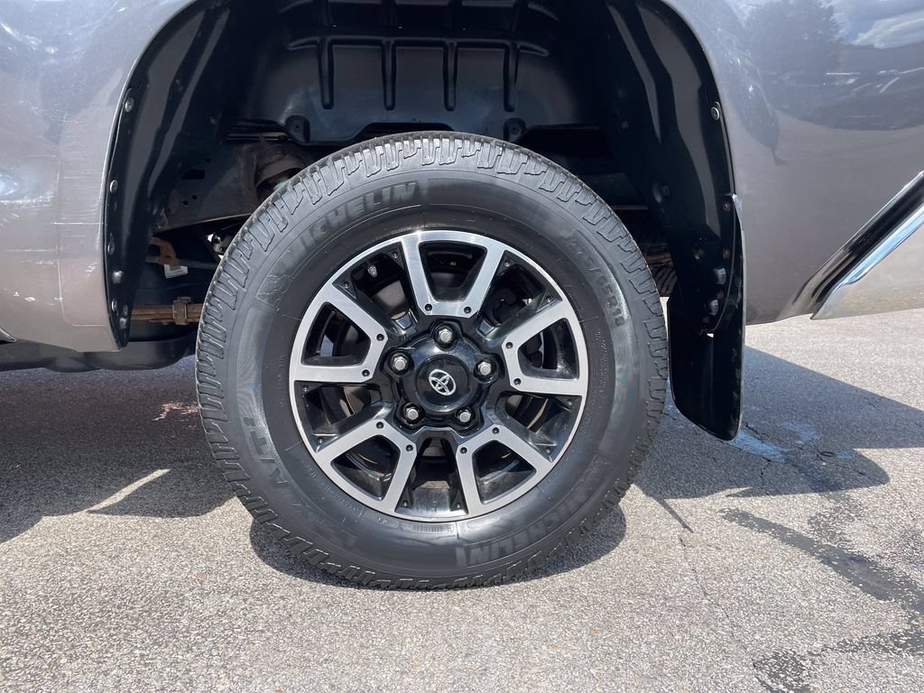 Used 2014 Toyota Tundra SR5 w/ TRD Off Road Package AWD/4WD image 10