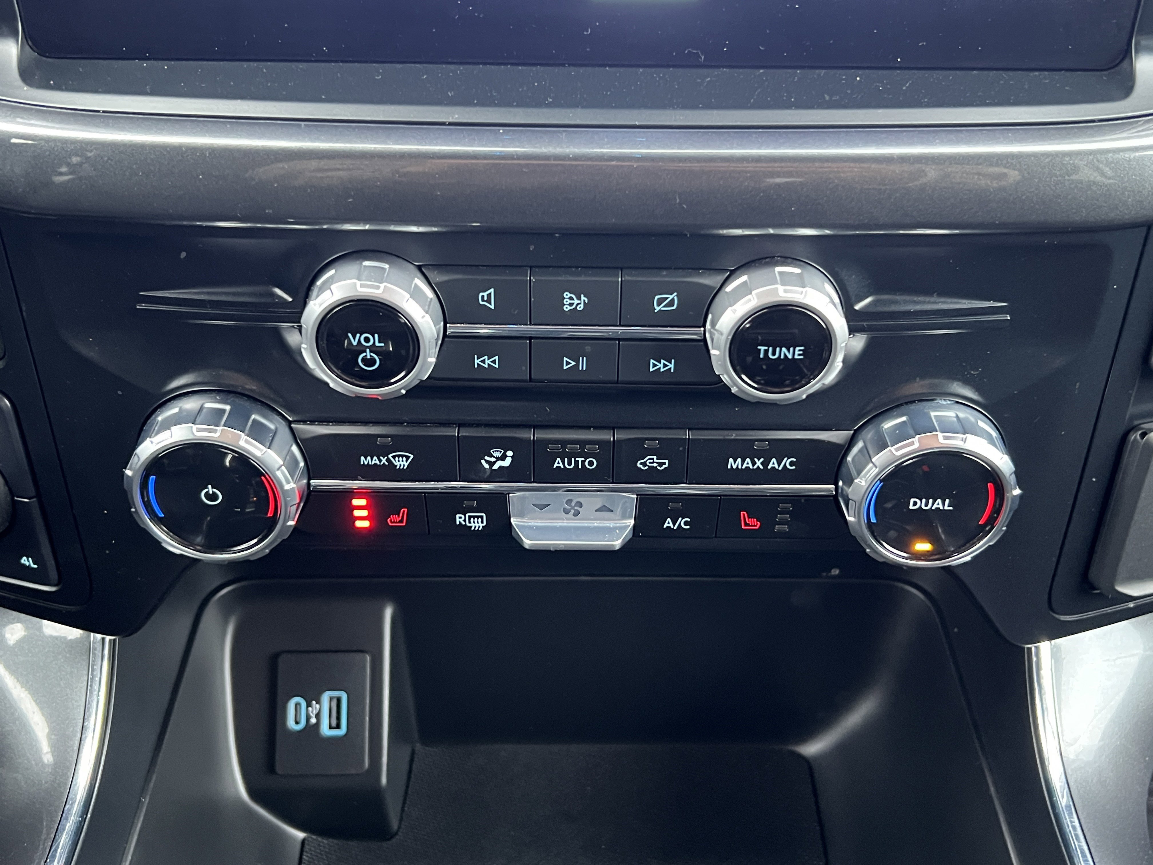 Used 2023 Ford F150 XLT w/ Equipment Group 302A High image 28