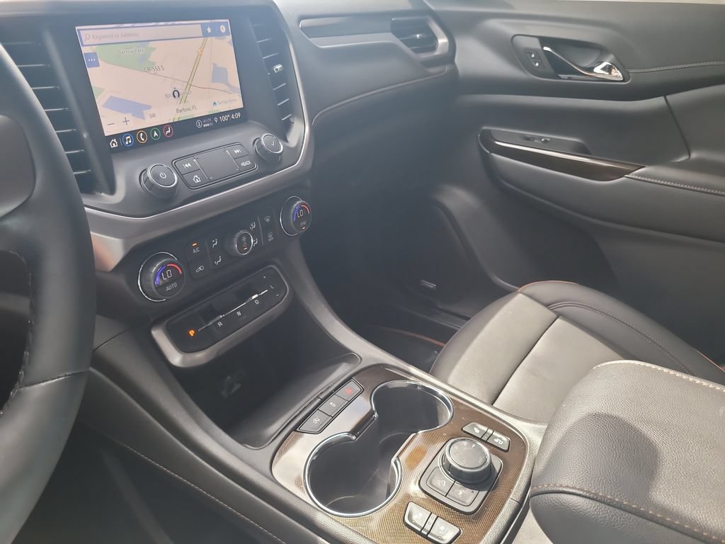 Used 2023 GMC Acadia AT4 w/ Technology Package AWD/4WD image 26