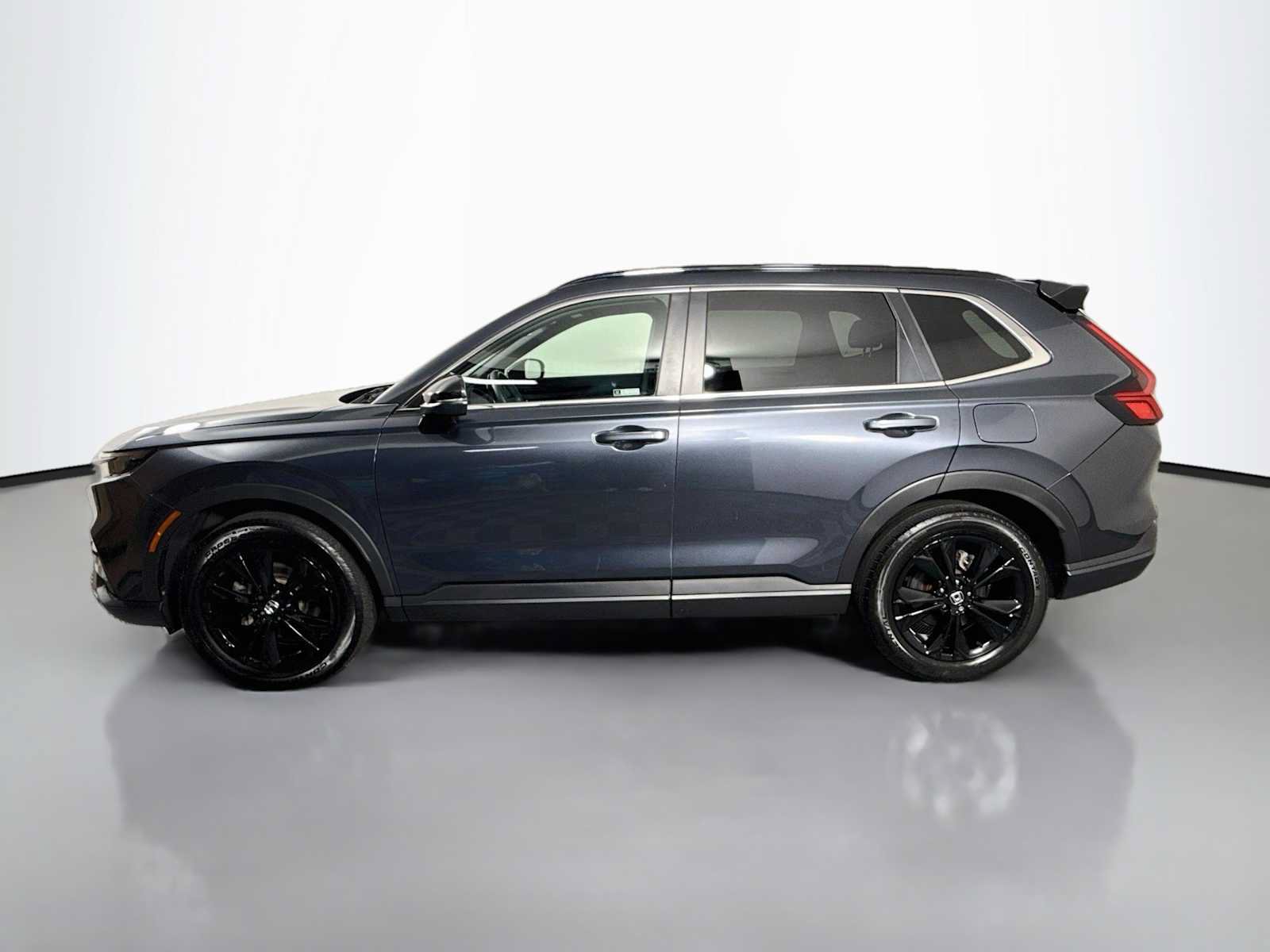 Used 2024 Honda CR-V Sport Touring image 4