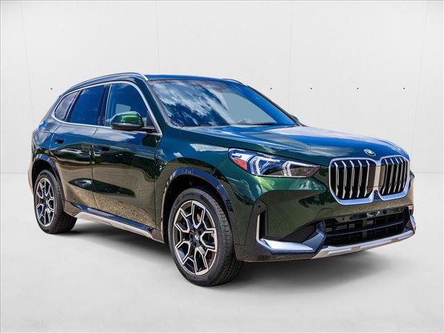 Used 2025 BMW X1 xDrive28i w/ Technology Package image 3