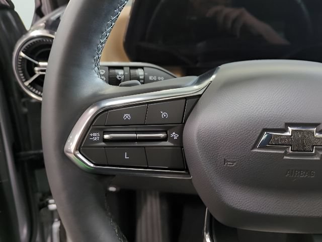 Used 2025 Chevrolet Equinox ACTIV w/ Safety and Technology Package AWD/4WD image 21