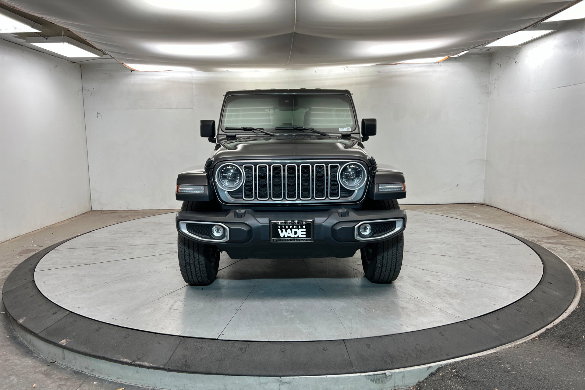 Certified 2025 Jeep Wrangler Sahara image 8