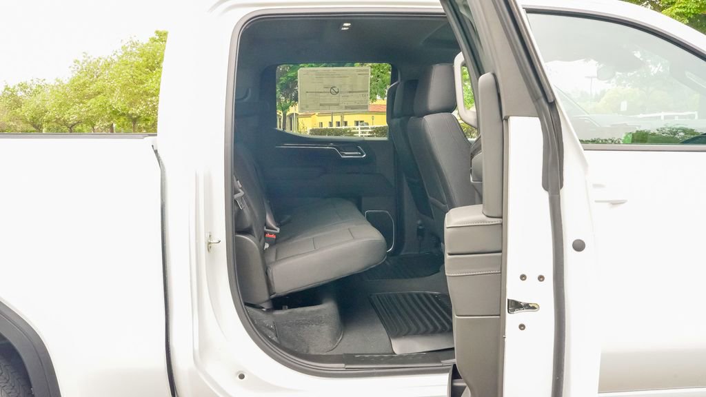 New 2026 GMC Sierra 1500 Elevation image 15