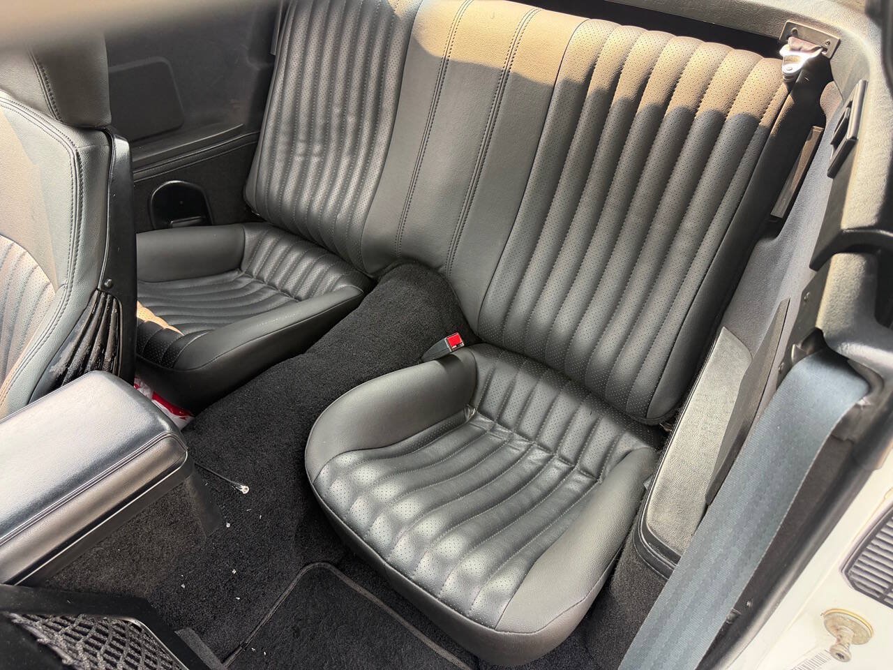 Used 1991 Chevrolet Camaro Z28 RWD image 12