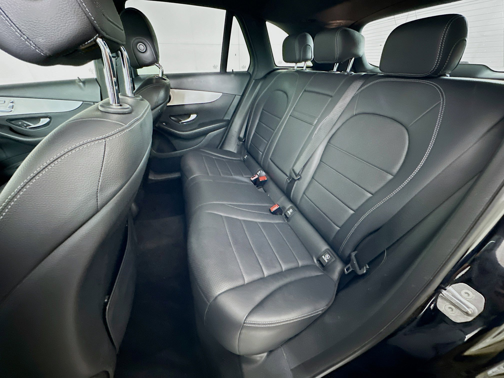 Used 2019 Mercedes-Benz GLC 300 GLC 300 image 27