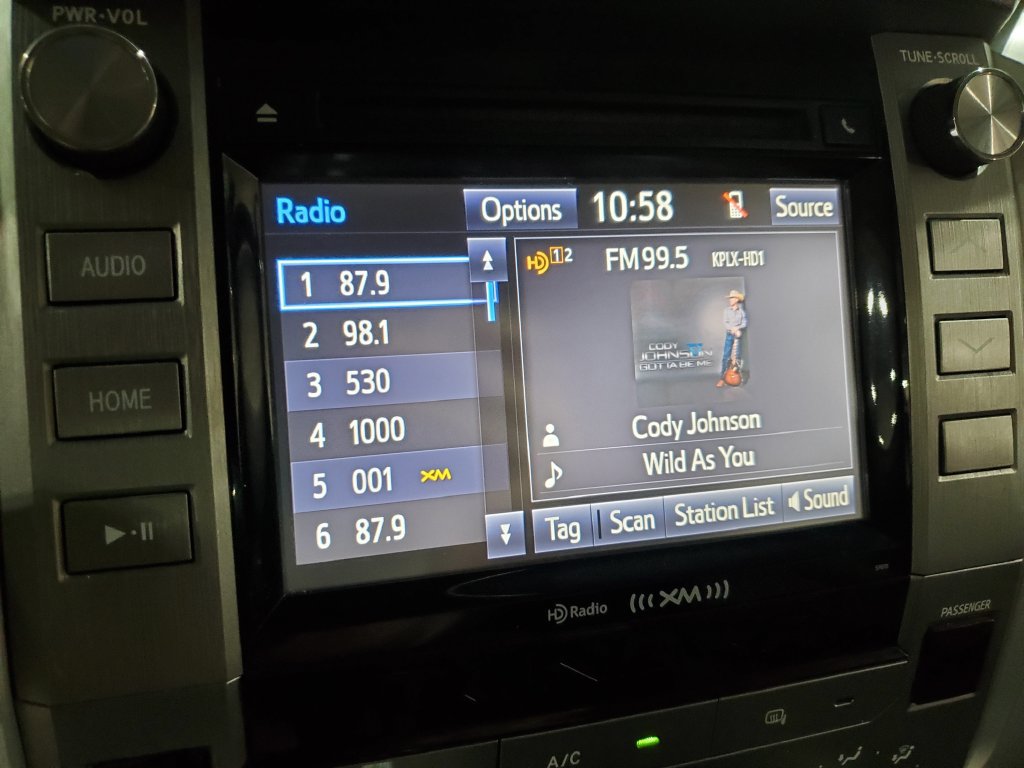 Used 2014 Toyota Tundra SR5 w/ SR5 Upgrade Package RWD image 26