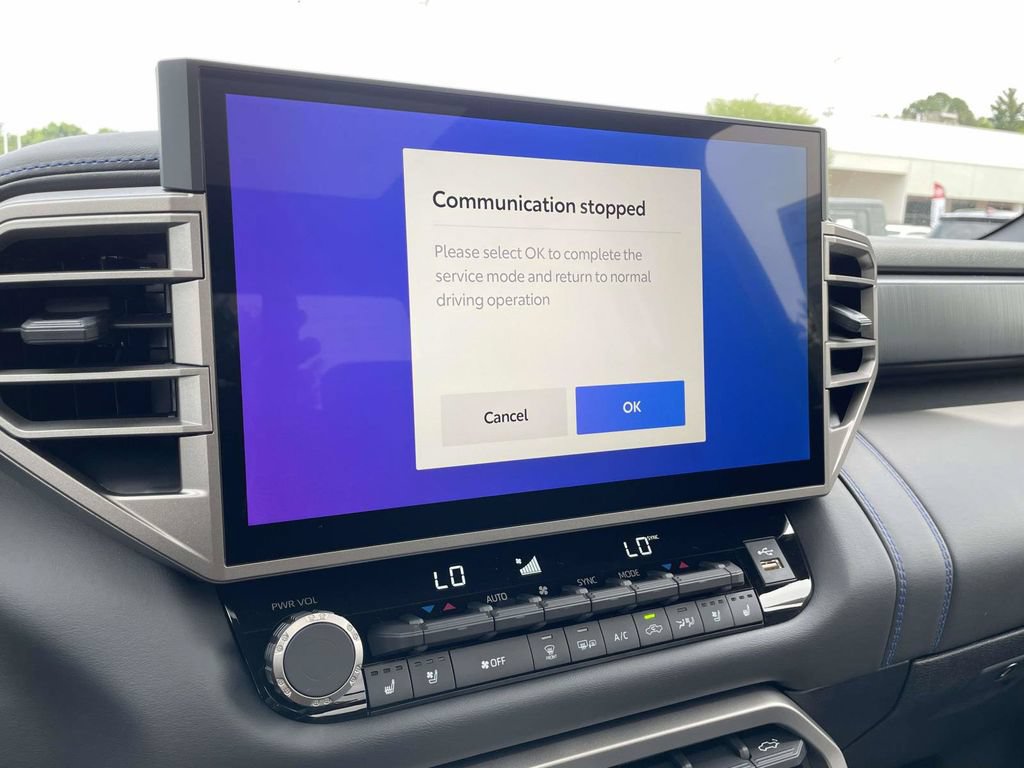 New 2026 Toyota Tundra Platinum AWD/4WD image 38