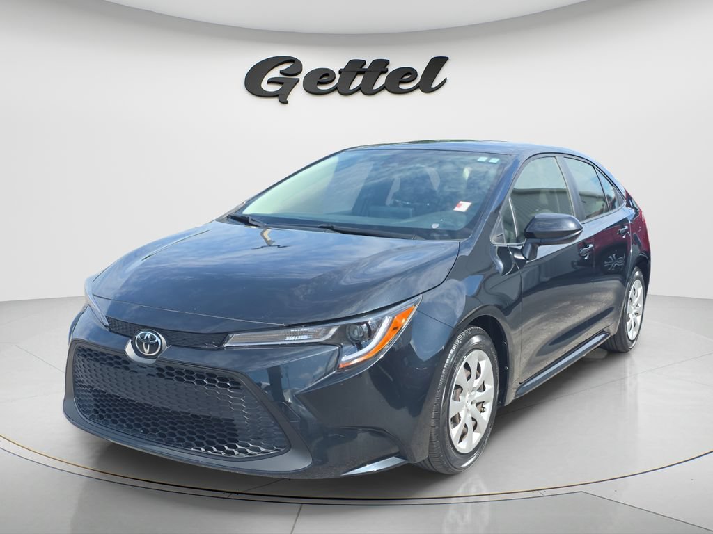 Used 2022 Toyota Corolla LE FWD image 1