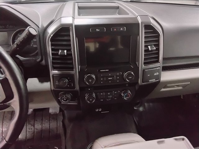 Used 2018 Ford F150 XLT w/ Equipment Group 302A Luxury image 10