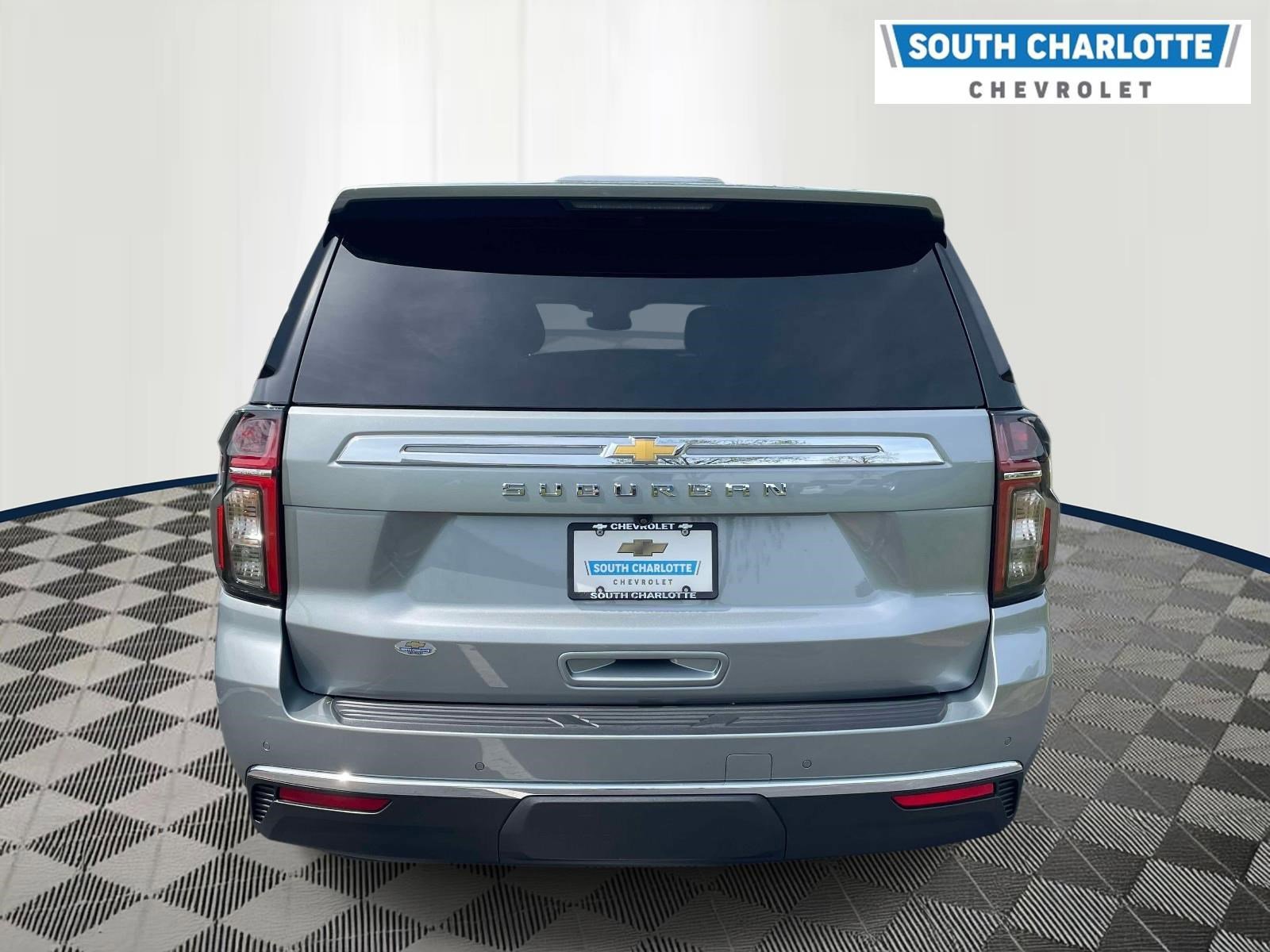 Used 2024 Chevrolet Suburban LS w/ Driver Alert Package AWD/4WD image 6