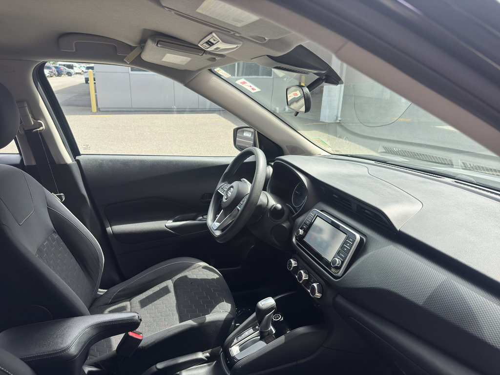 Used 2021 Nissan Kicks S FWD image 18
