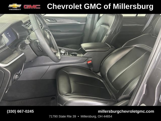 Used 2024 Jeep Grand Cherokee L Limited AWD/4WD image 19