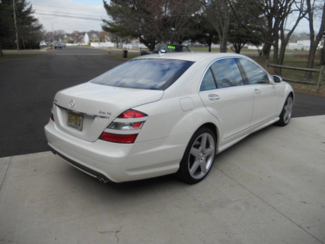 Used 2009 Mercedes-Benz S 550 4MATIC image 8