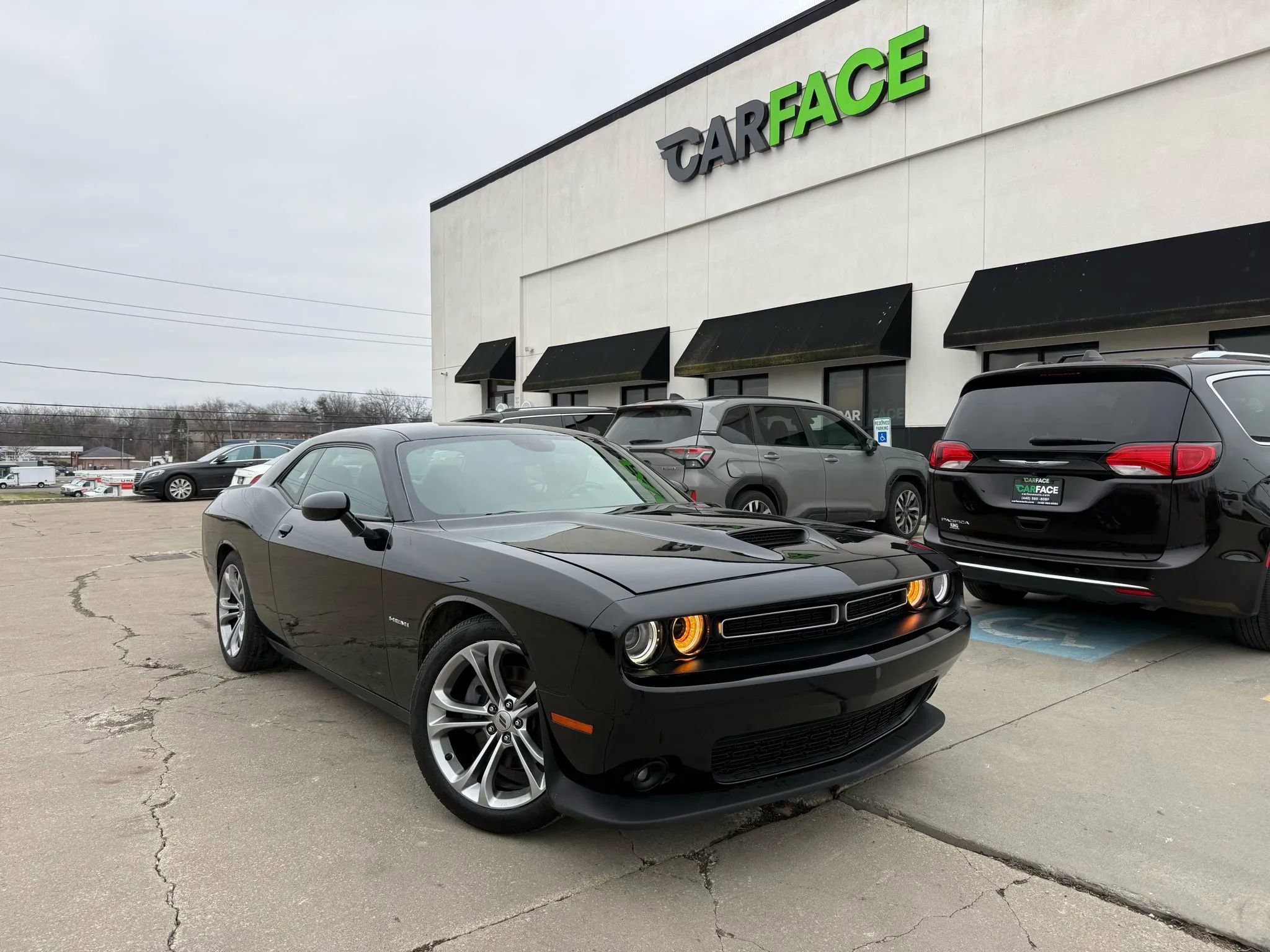 Used 2020 Dodge Challenger R/T RWD image 1