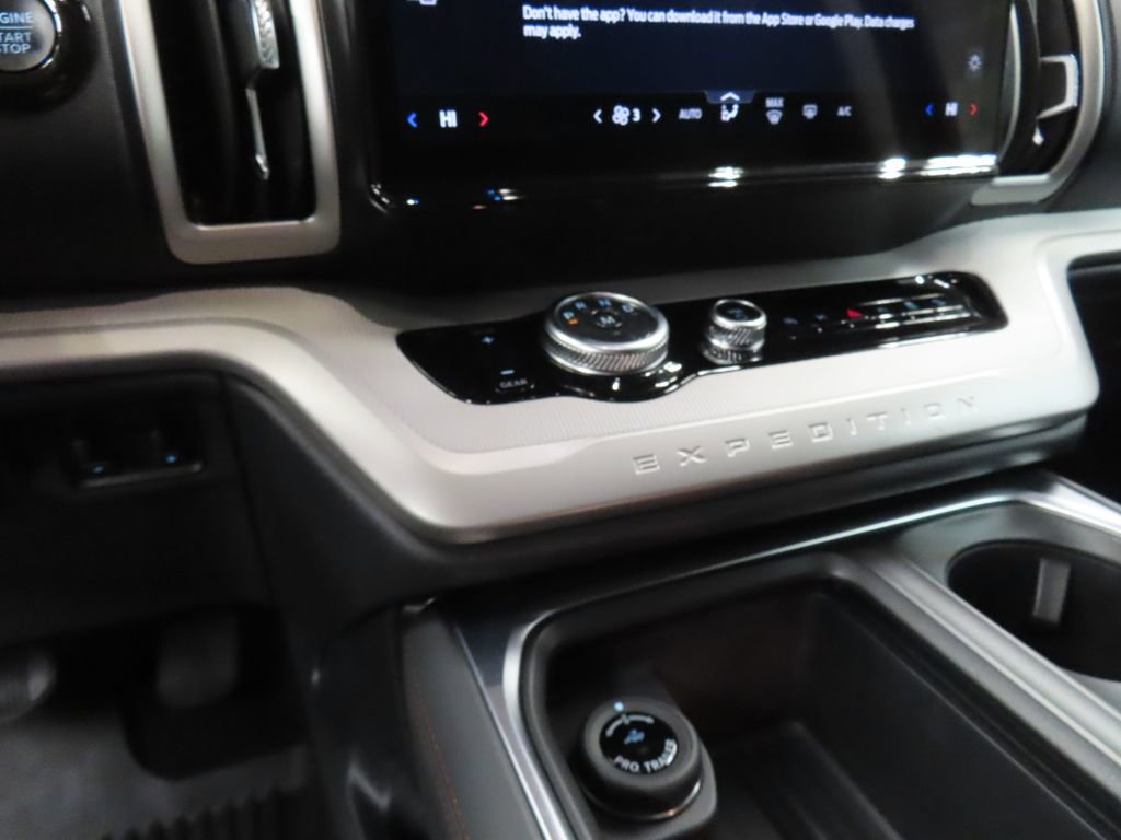 Used 2025 Ford Expedition Max Active image 66