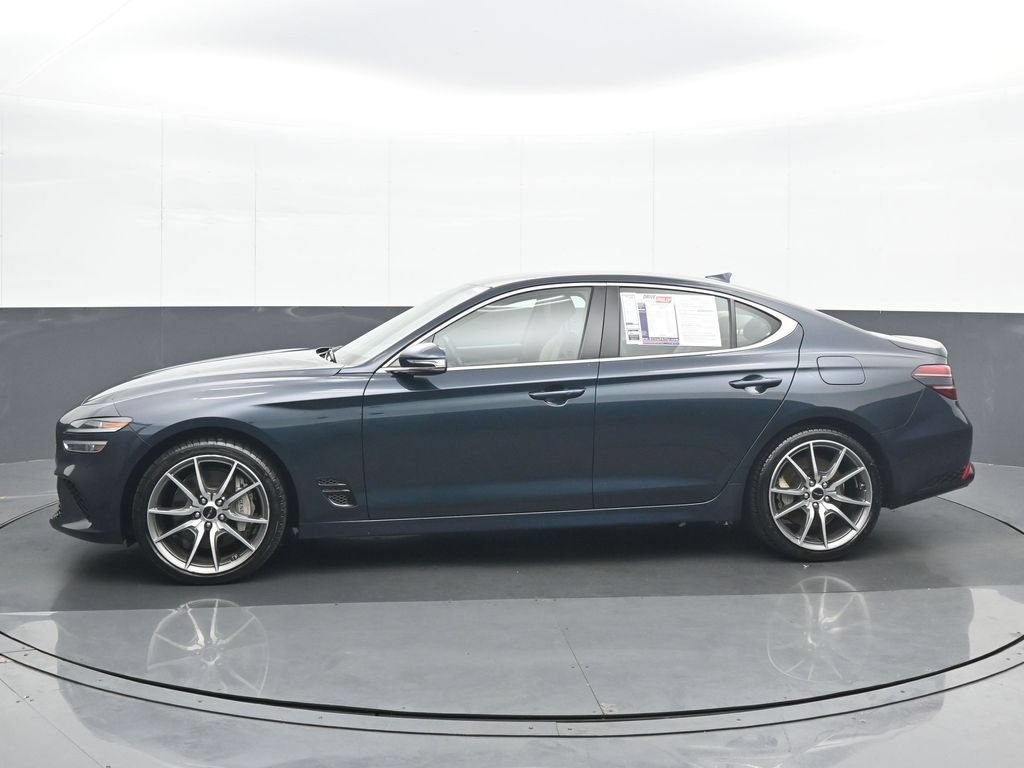 Used 2024 Genesis G70 2.5T RWD image 3