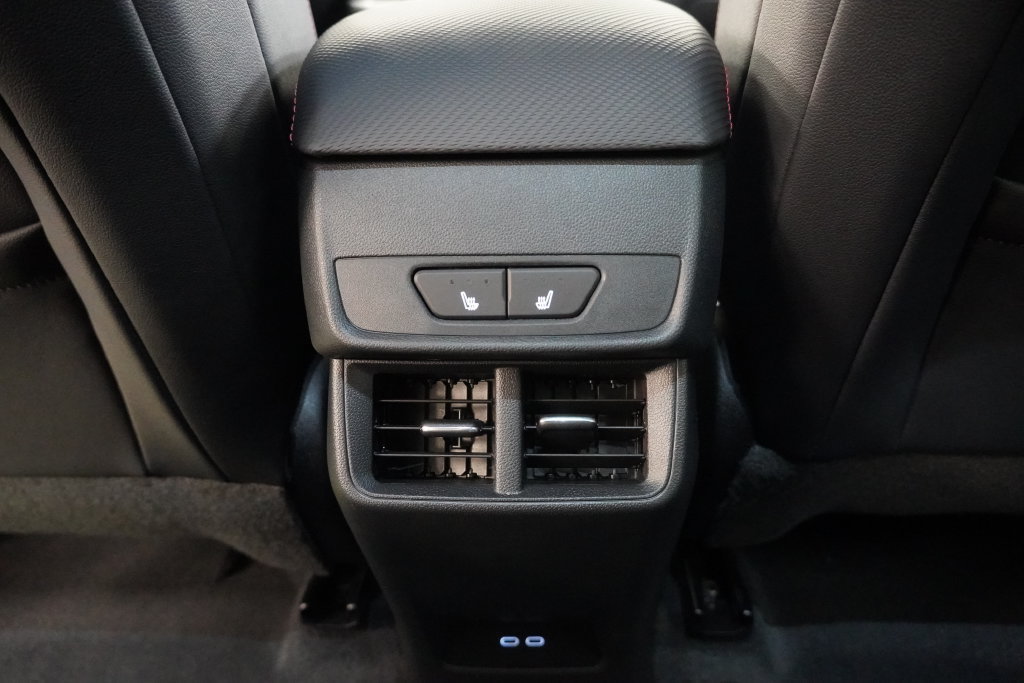 New 2027 Chevrolet Equinox RS w/ Convenience Package III AWD/4WD image 36