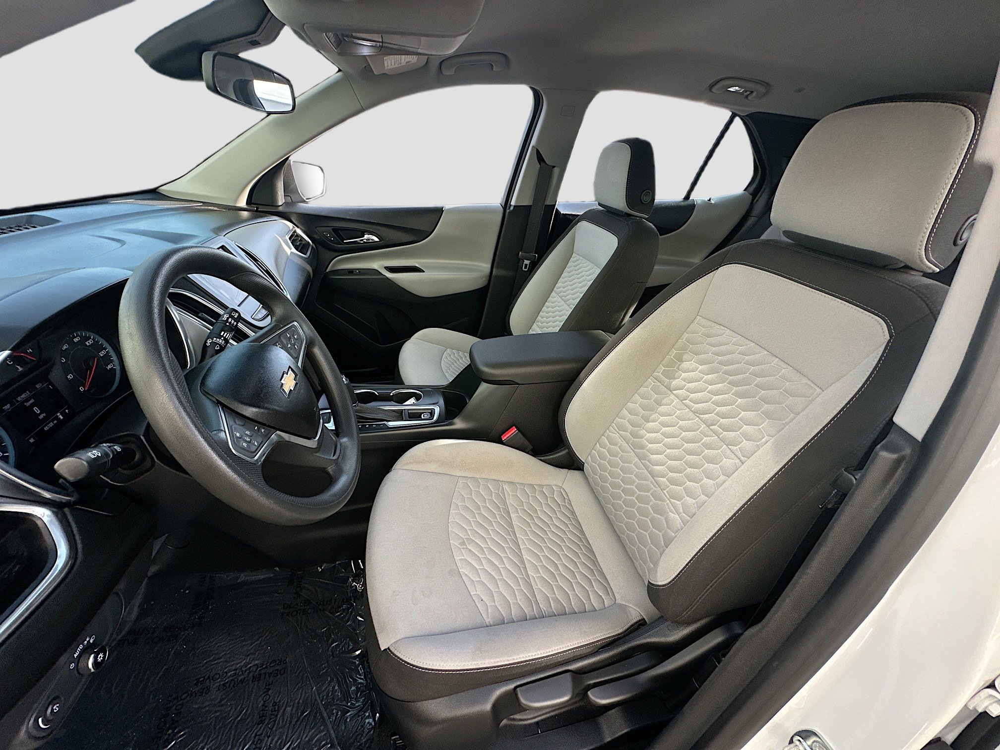 Used 2020 Chevrolet Equinox LS image 19