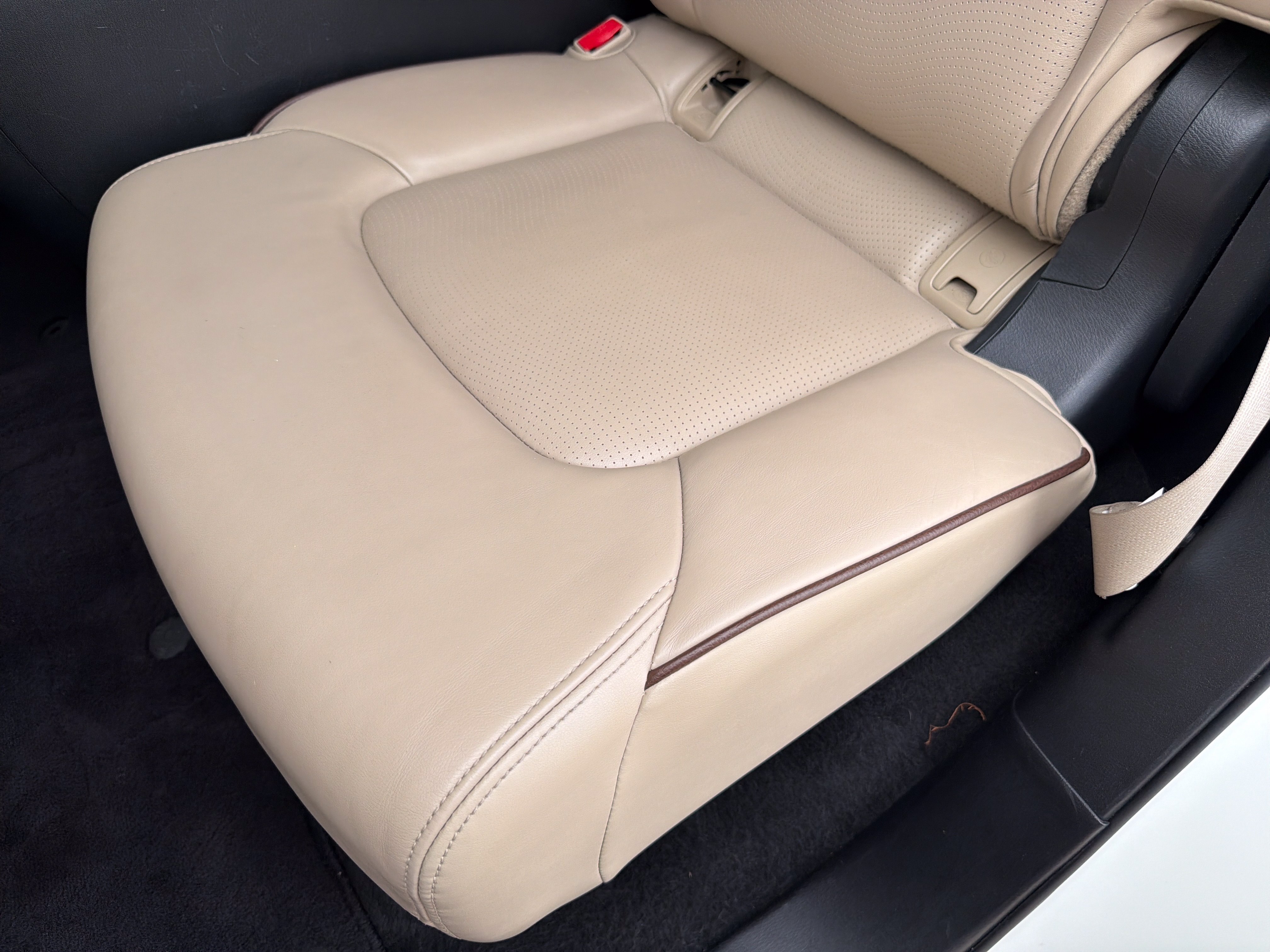 Used 2020 Nissan Armada SL w/ Premium Package RWD image 28