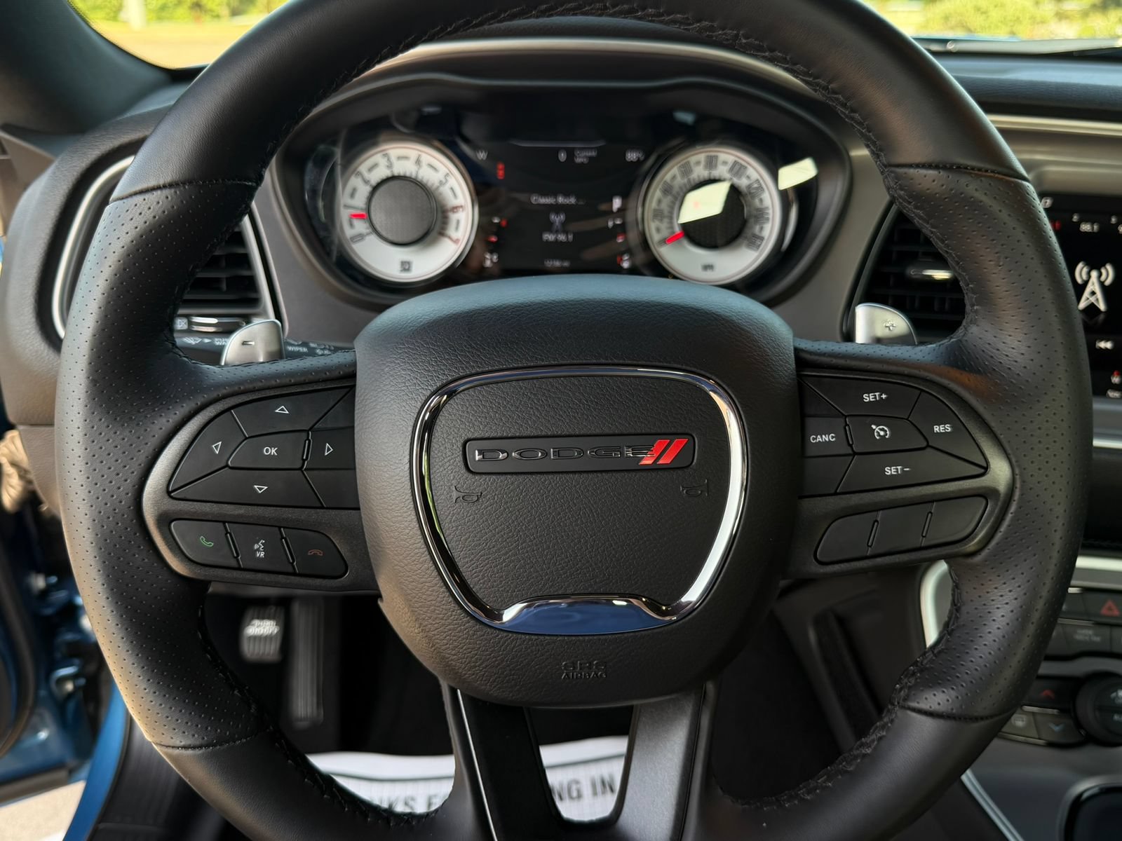 Used 2022 Dodge Challenger R/T w/ Shaker Package RWD image 22