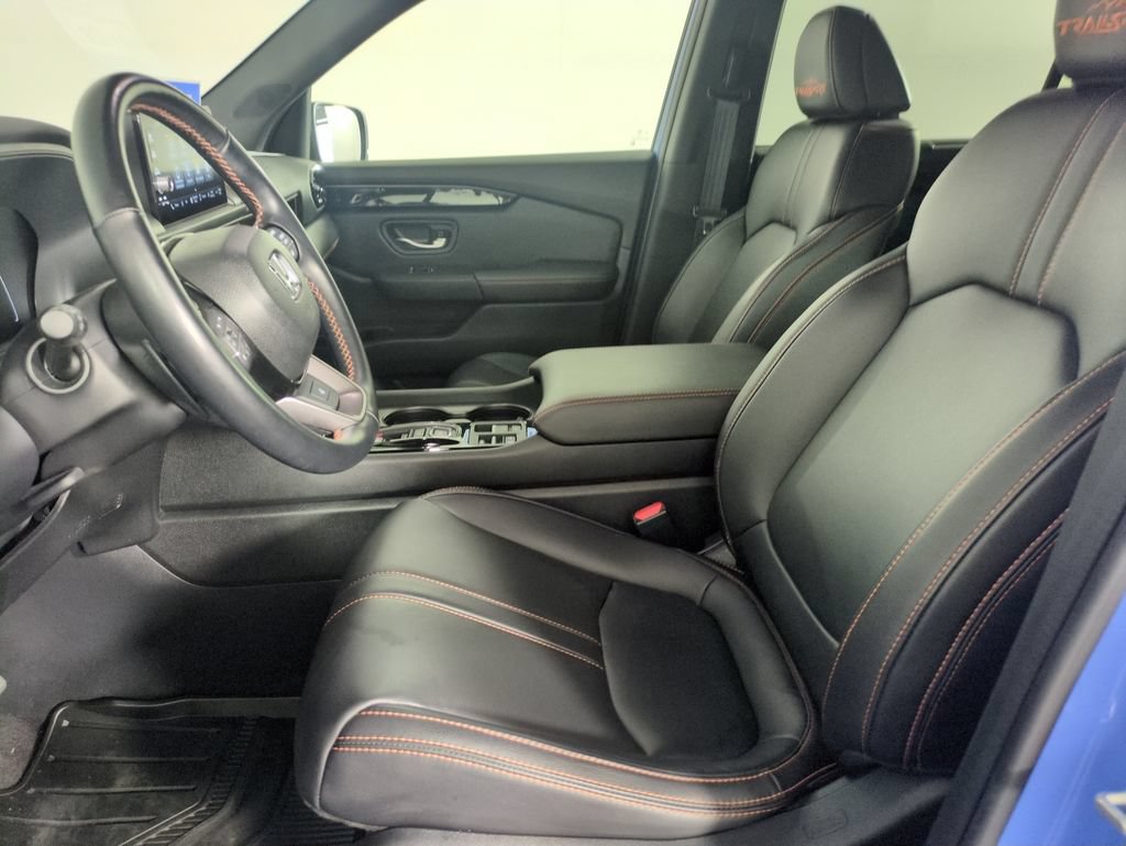 Certified 2023 Honda Pilot TrailSport image 13