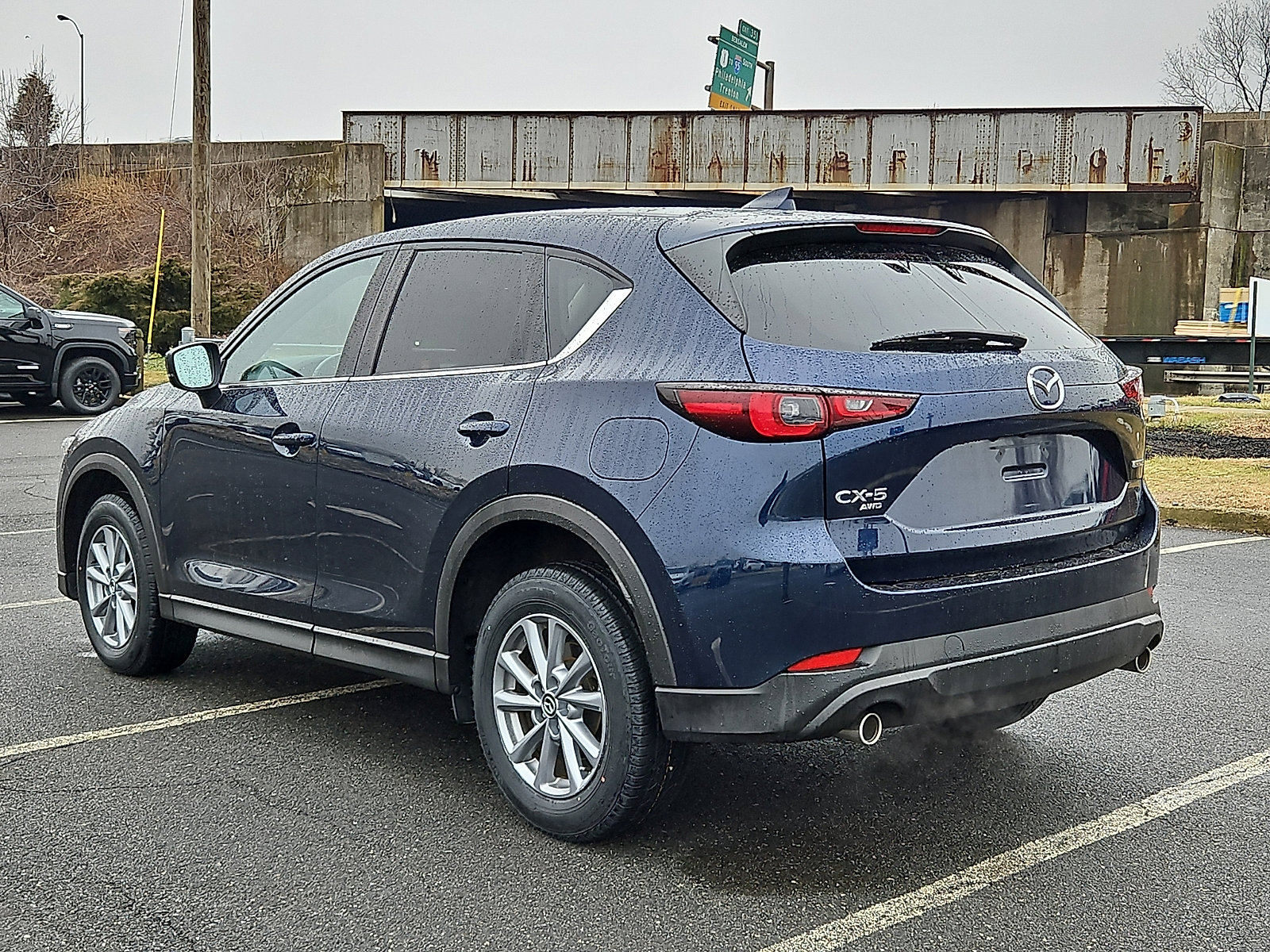 Used 2023 MAZDA CX-5 AWD 2.5 S w/ Preferred Package image 4