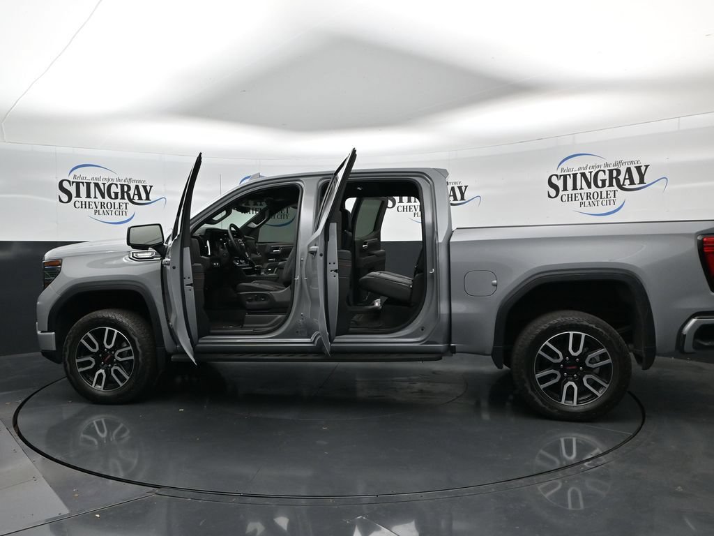 Used 2025 GMC Sierra 1500 AT4 w/ AT4 Premium Package AWD/4WD image 37