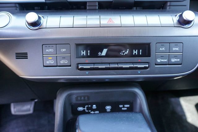 Used 2025 Hyundai Kona SEL image 18