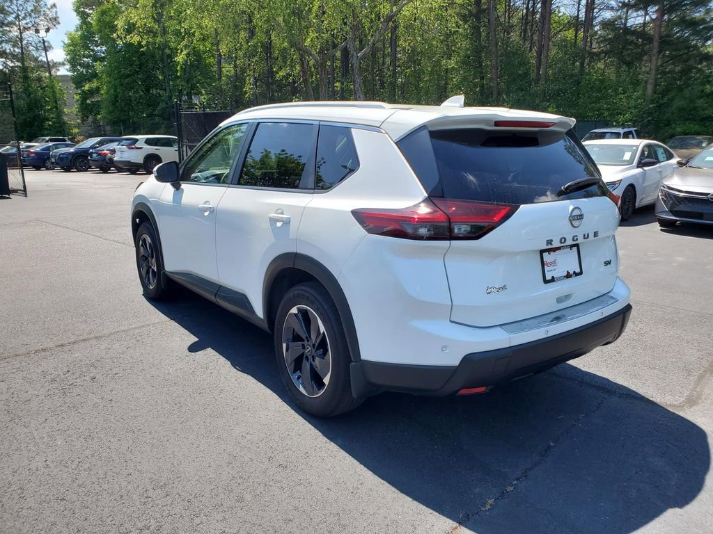 Certified 2024 Nissan Rogue SV w/ SV Premium Package image 7