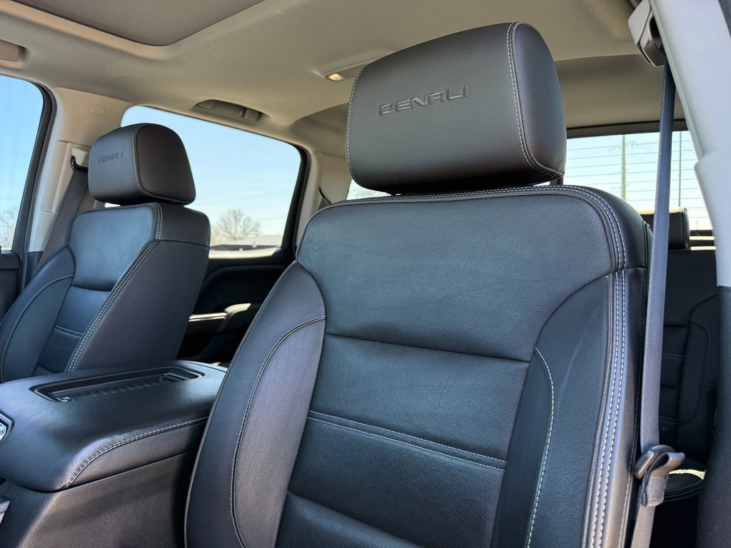 Used 2019 GMC Sierra 3500 Denali image 21
