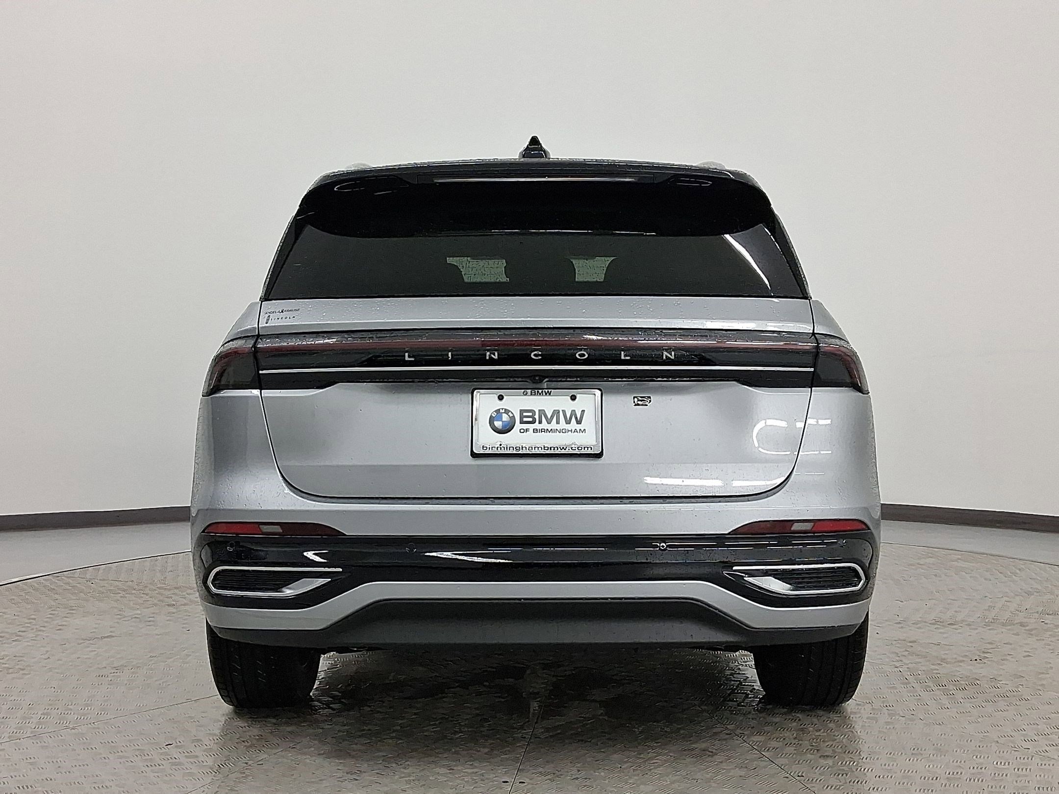 Used 2026 Lincoln Nautilus Reserve image 10