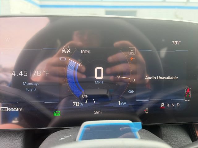 New 2026 Chevrolet Equinox EV RS w/ Active Safety Package 3 AWD/4WD image 15