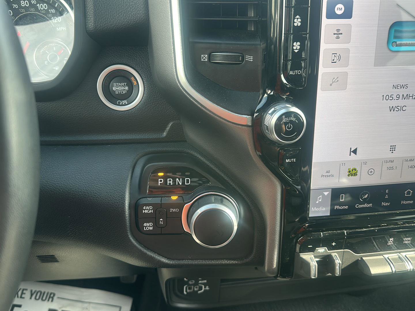 Used 2024 RAM 2500 Big Horn w/ Night Edition image 17